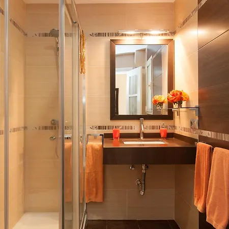 Azules With Pool And Jacuzzi فيلة