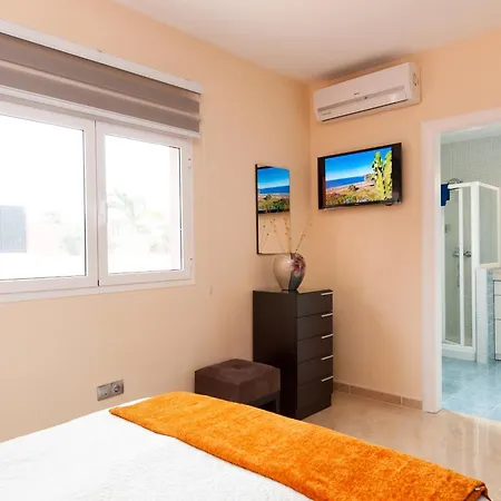 Azules With Pool And Jacuzzi Villa *