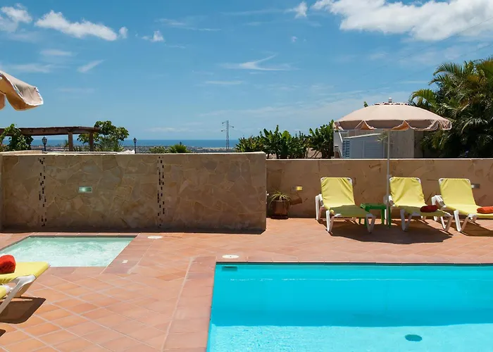 Villa Azules With Pool And Jacuzzi