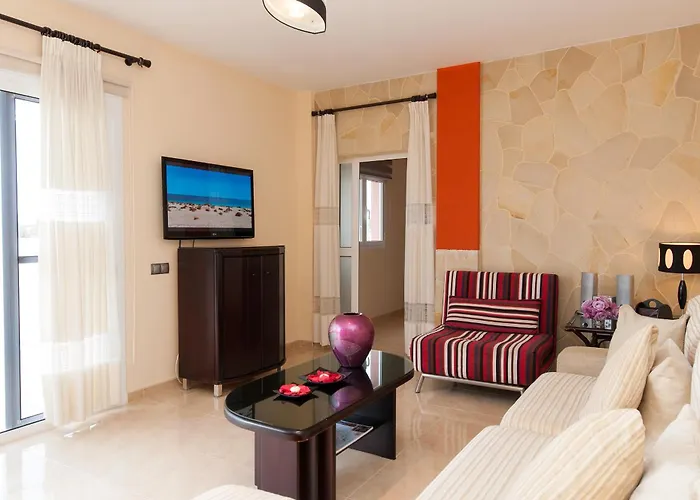 Villa Azules With Pool And Jacuzzi